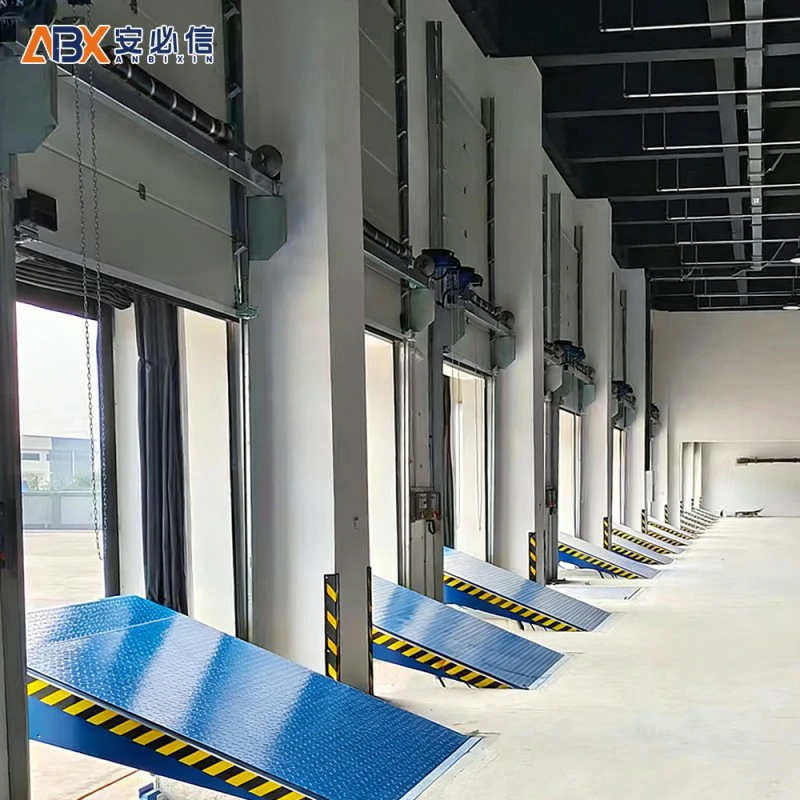 胡杨河铝板提升门